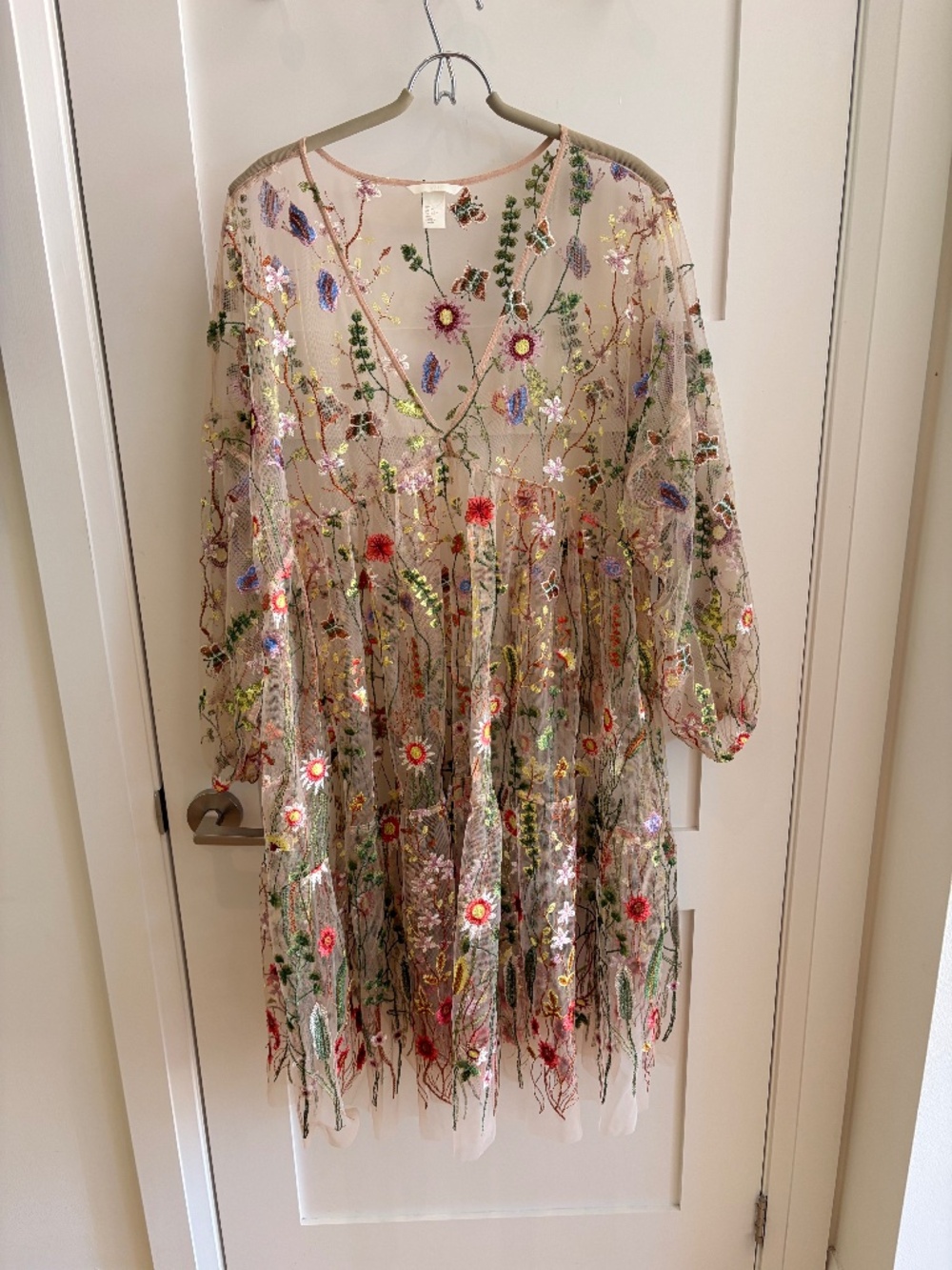 H&M Embroidered Overlay Dress, M/L